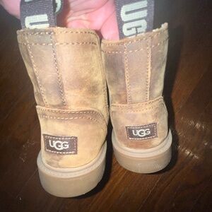 Boys UGG Chelsea Boots